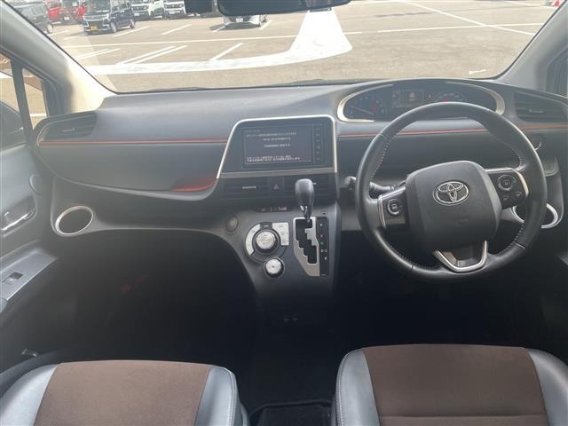 Toyota SIENTA 2019 8268412-15