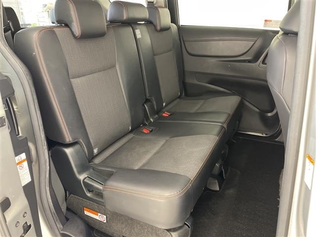 Toyota SIENTA 2018 8268413-11