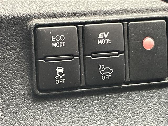 Toyota SIENTA 2018 8268413-15