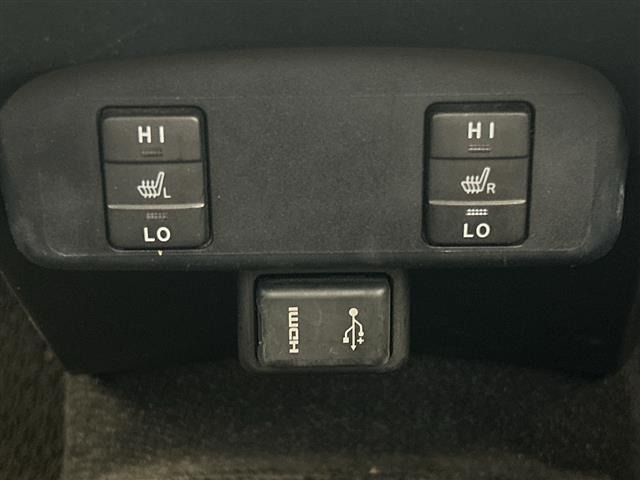 Toyota SIENTA 2017 8268420-21