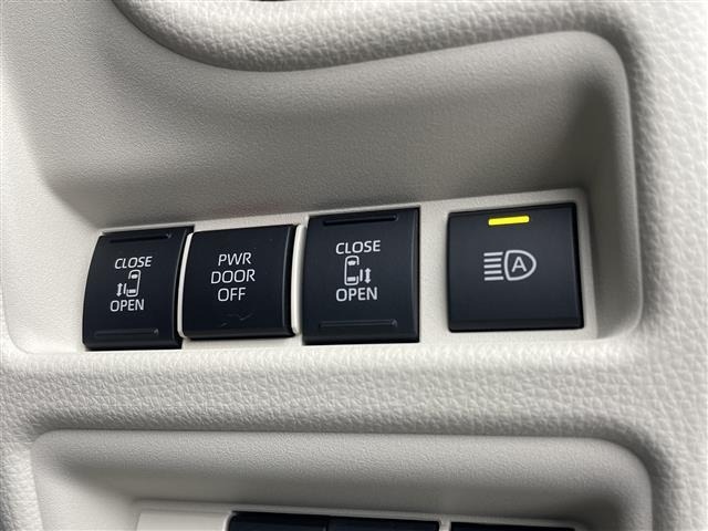 Toyota SIENTA 2024 8268421-18