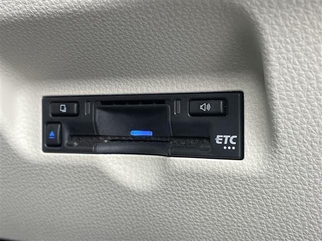 Toyota SIENTA 2024 8268421-21