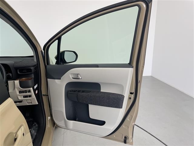 Toyota SIENTA 2024 8268421-6