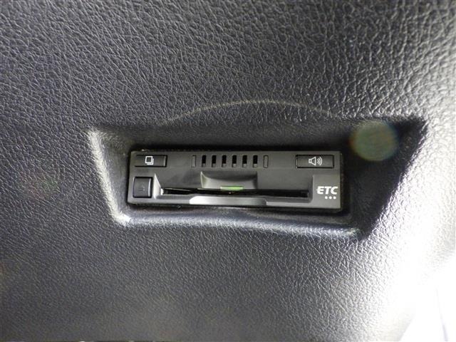 Toyota SIENTA 2017 8268424-8