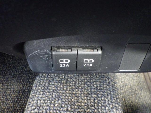 Toyota SIENTA 2021 8268429-13