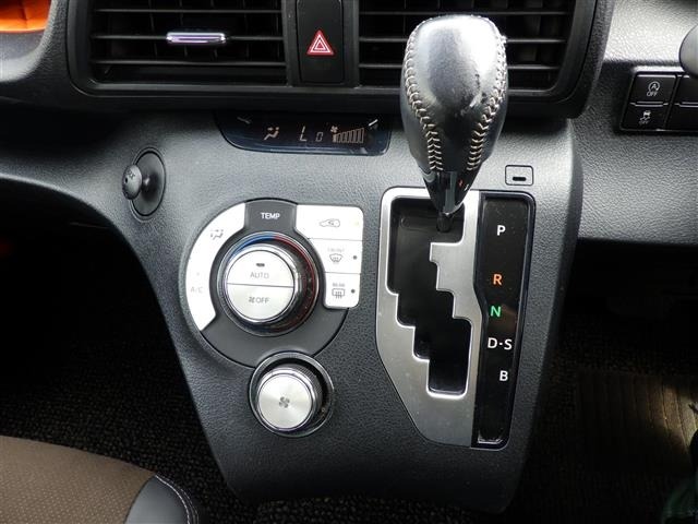 Toyota SIENTA 2021 8268429-9