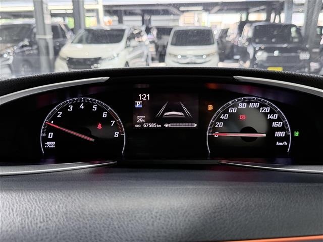 Toyota SIENTA 2018 8268445-1