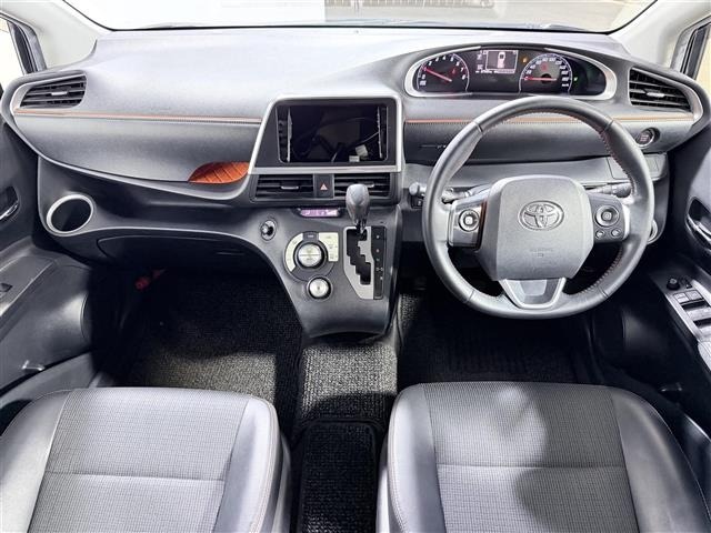 Toyota SIENTA 2018 8268445-15