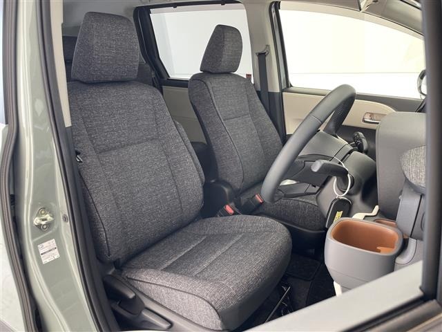 Toyota SIENTA 2024 8268478-8