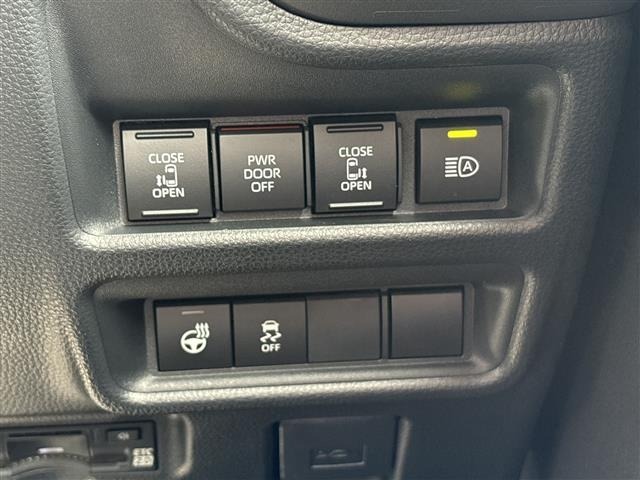 Toyota SIENTA 2025 8268491-1