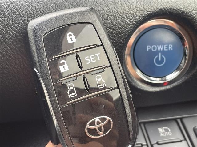 Toyota SIENTA 2021 8268492-3