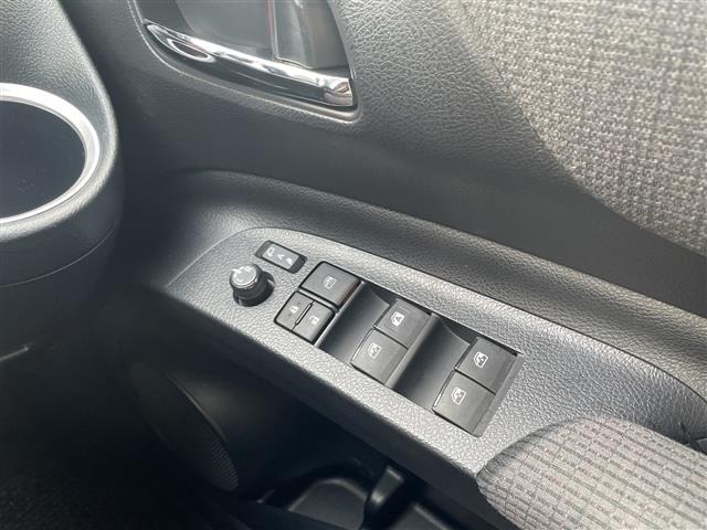 Toyota SIENTA 2021 8268492-6