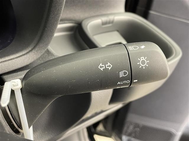 Toyota SIENTA 2023 8268493-12