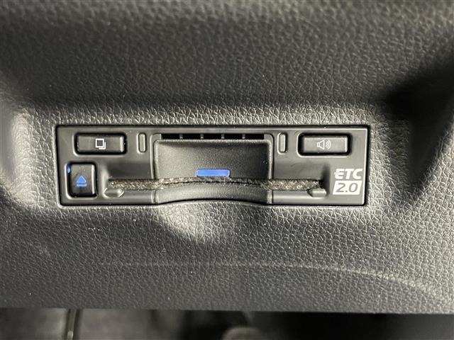 Toyota SIENTA 2023 8268493-8