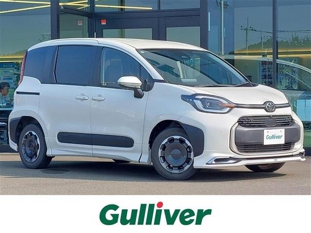 Toyota SIENTA 2023 8268511-0