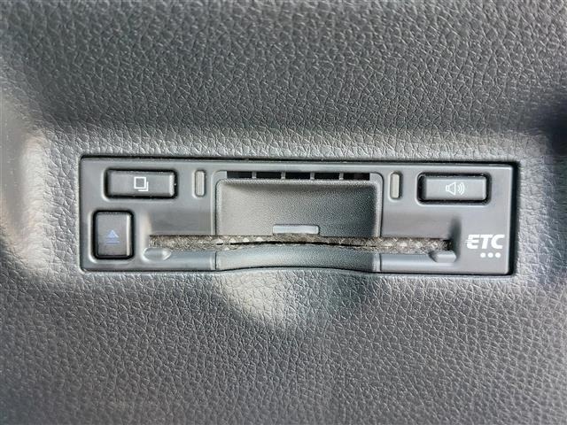 Toyota SIENTA 2023 8268511-8