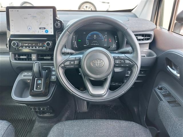 Toyota SIENTA 2023 8268511-9