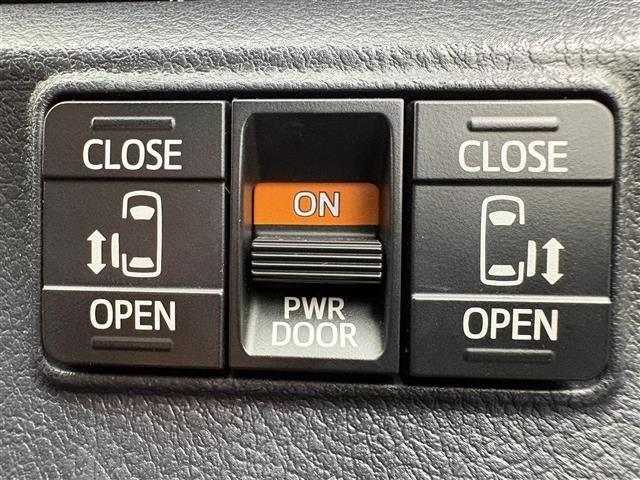 Toyota SIENTA 2015 8268512-18