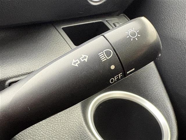 Toyota SIENTA 2015 8268512-7