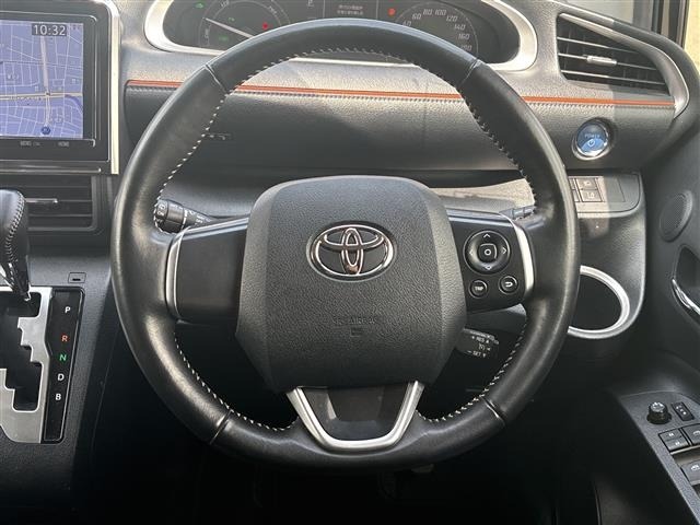 Toyota SIENTA 2018 8268518-14