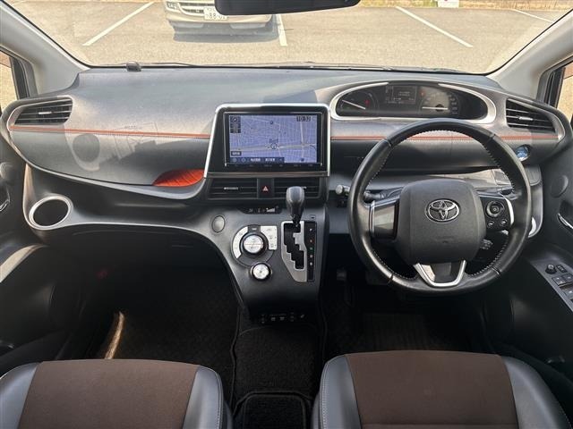 Toyota SIENTA 2018 8268518-15