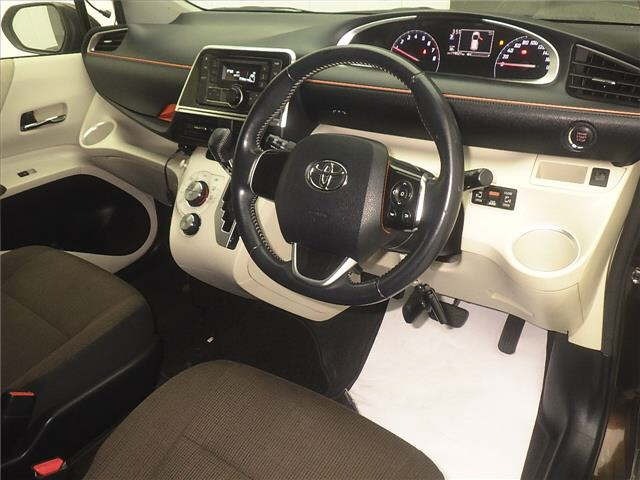 Toyota SIENTA 2015 8268529-3