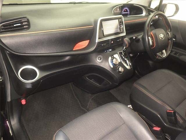 Toyota SIENTA 2018 8268533-4