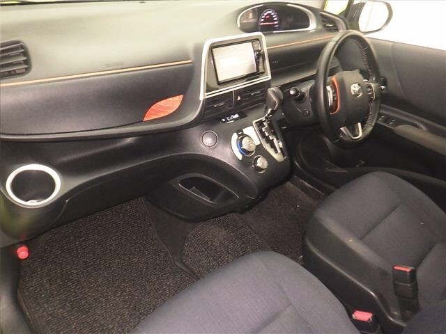 Toyota SIENTA 2016 8268534-4