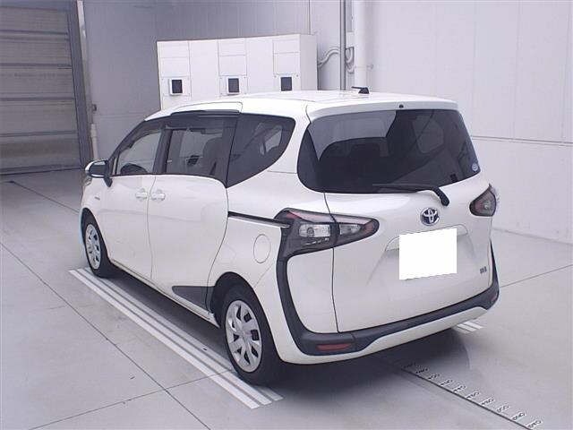 Toyota SIENTA 2017 8268542-1