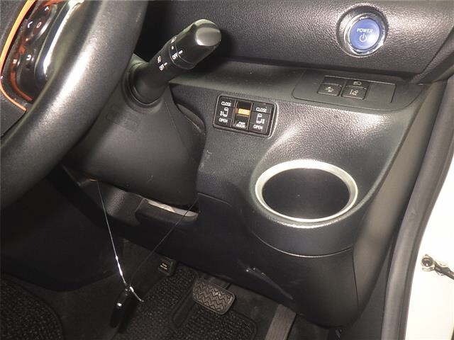 Toyota SIENTA 2017 8268542-8
