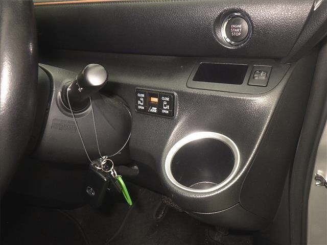 Toyota SIENTA 2015 8268545-8