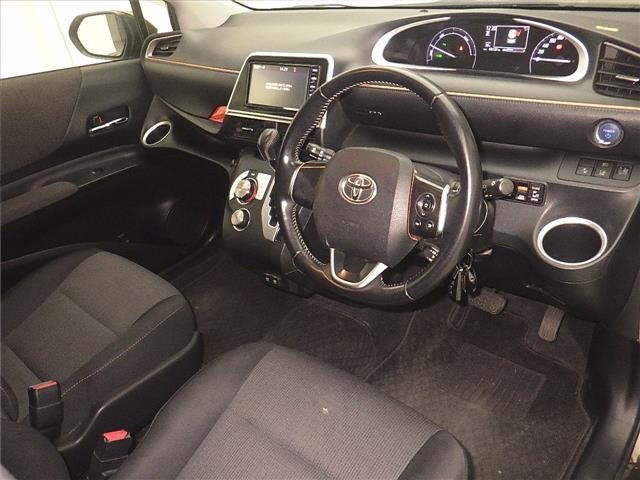 Toyota SIENTA 2018 8268549-3