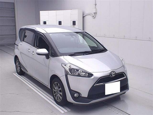 Toyota SIENTA 2018 8268550-0