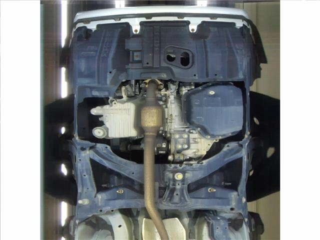 Toyota SIENTA 2017 8268551-9
