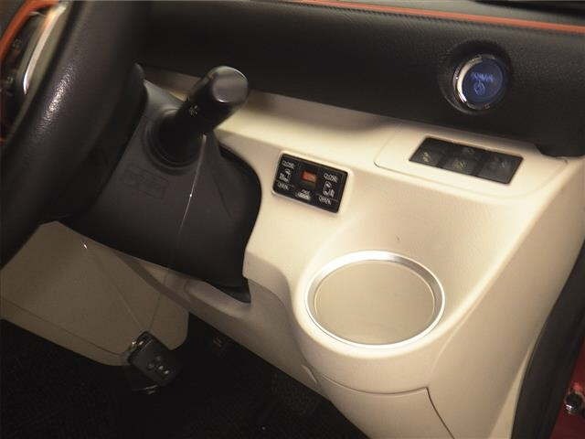 Toyota SIENTA 2015 8268552-8