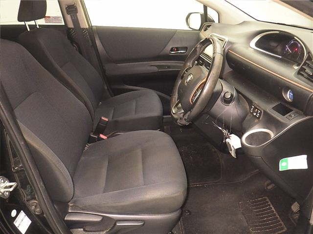 Toyota SIENTA 2016 8268556-5