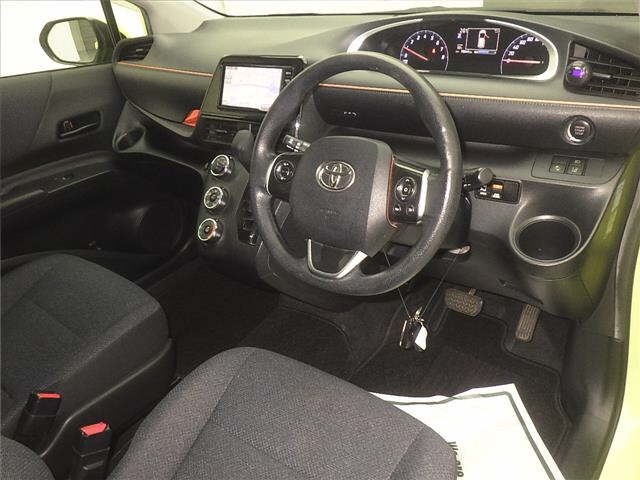 Toyota SIENTA 2016 8268558-3