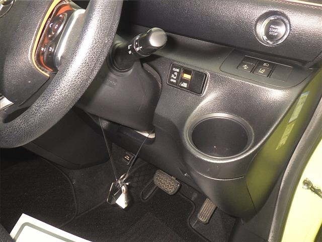 Toyota SIENTA 2016 8268558-8