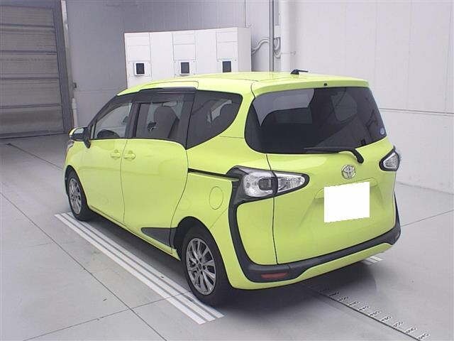 Toyota SIENTA 2016 8268559-1