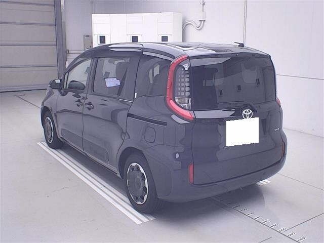 Toyota SIENTA 2025 8268569-1