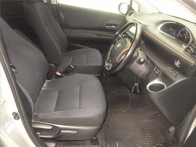 Toyota SIENTA 2016 8268572-5