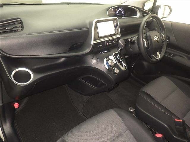 Toyota SIENTA 2021 8268573-4