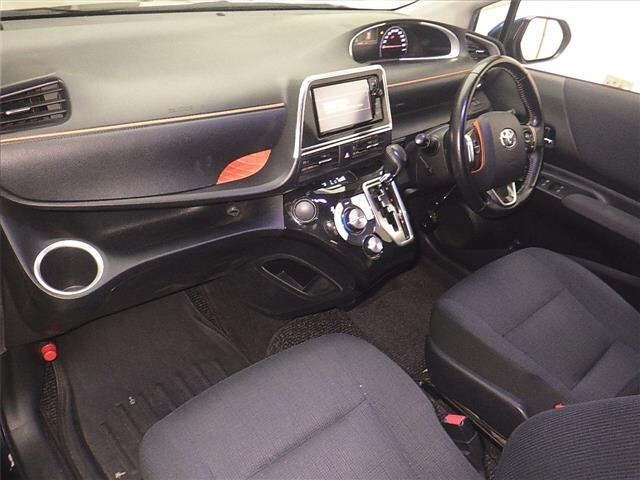 Toyota SIENTA 2015 8268574-4