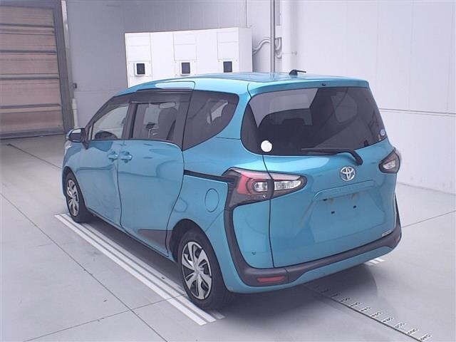 Toyota SIENTA 2018 8268580-1