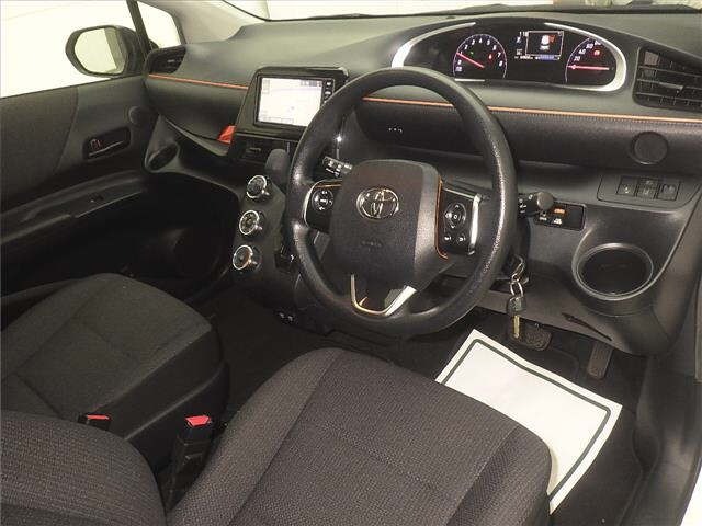 Toyota SIENTA 2021 8268583-3