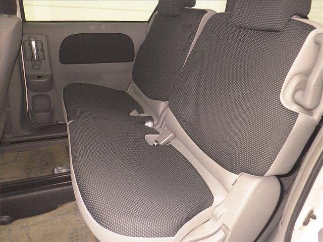 Toyota SIENTA 2005 8268584-7