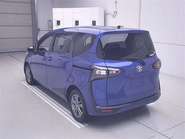 Toyota SIENTA 2015 8268585-1