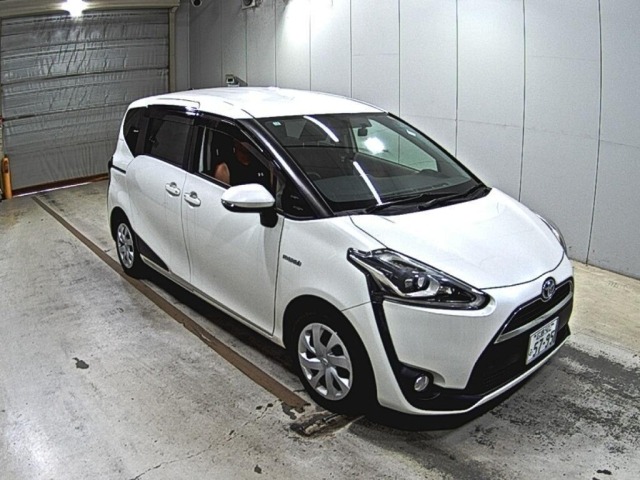 Toyota SIENTA 2017 8268587-0