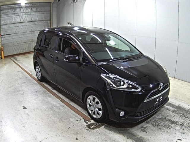 Toyota SIENTA 2016 8268589-0