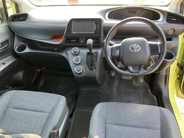 Toyota SIENTA 2017 8268595-4